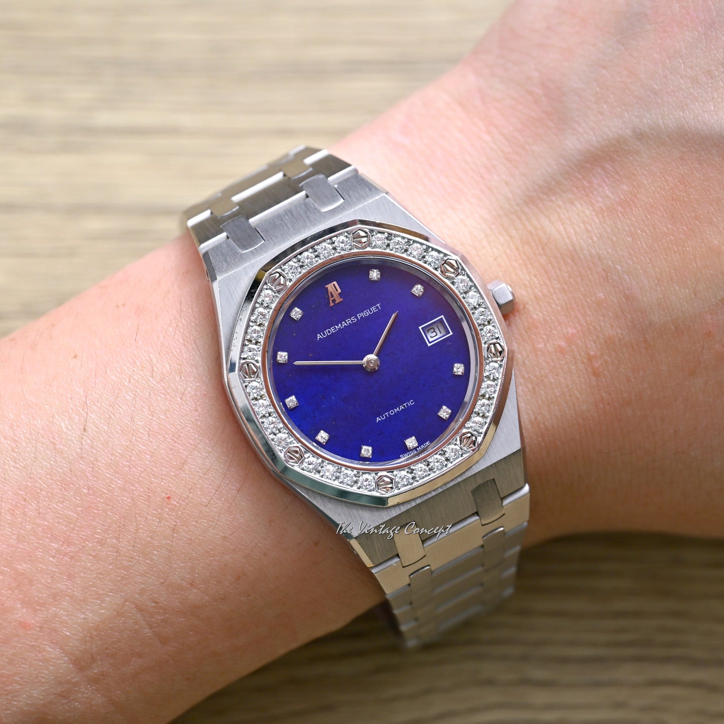 Audemars Piguet 18K White Gold Royal Oak Lapis Dial with Diamond Bezel & Indexes Automatic w/ Box set Ref. 14544BC