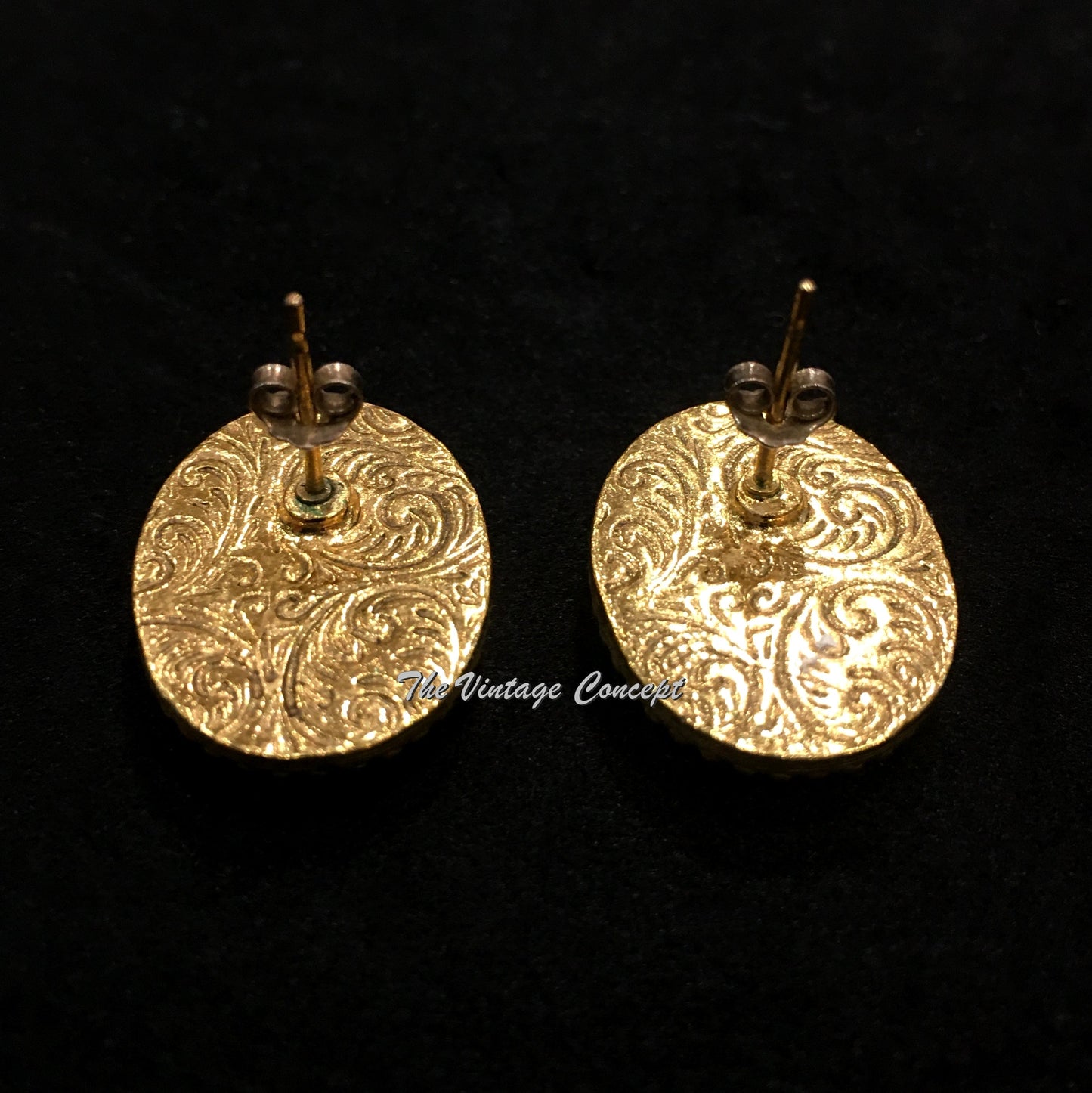 Gold Tone Victorian Rose Piece Earrings from 70's (SOLD)