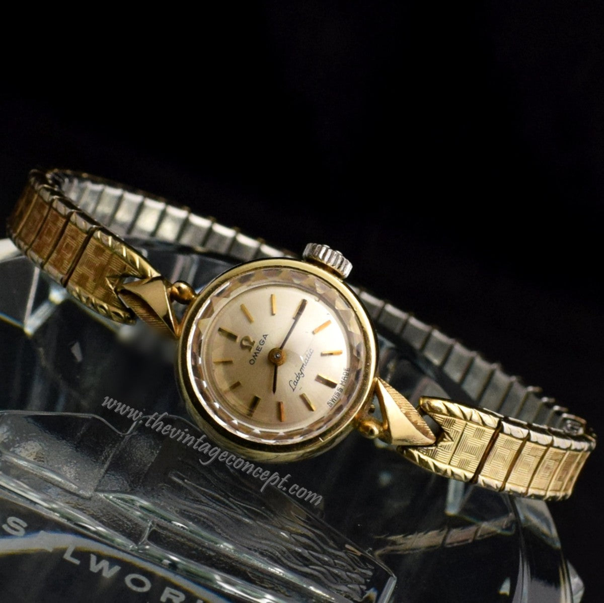 Omega Lady Watch 14K YG (SOLD)