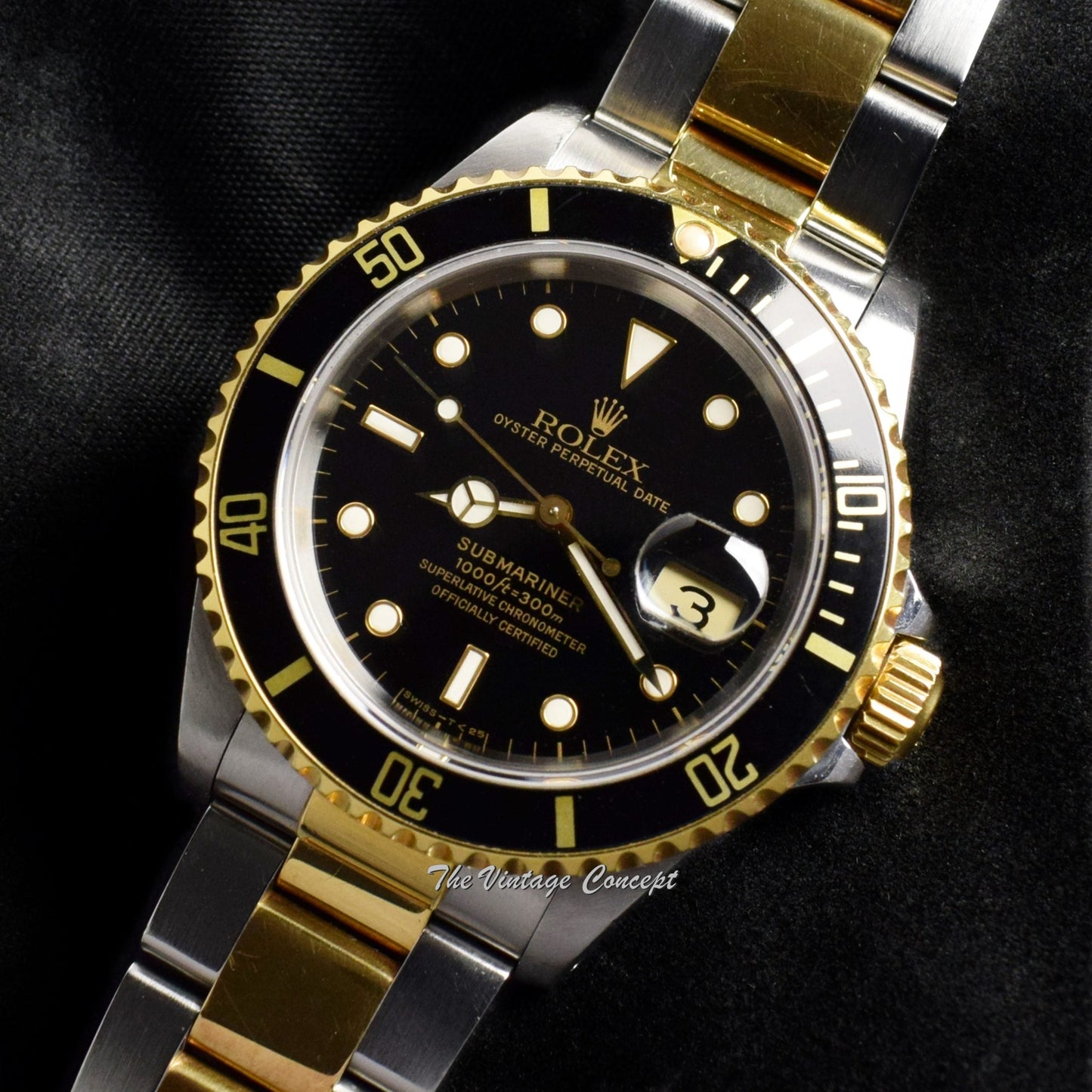 Rolex Submariner Two-Tones Black Dial 16613 (SOLD)