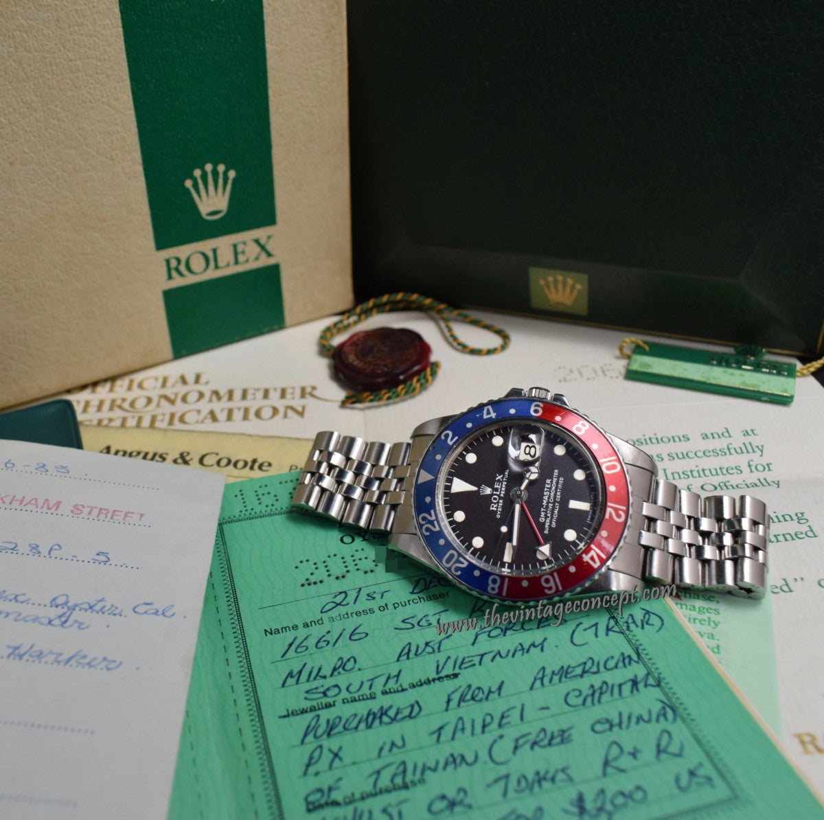 Rolex GMT-Master Matte Dial "Long E" 1675 (Box Set)  (SOLD)