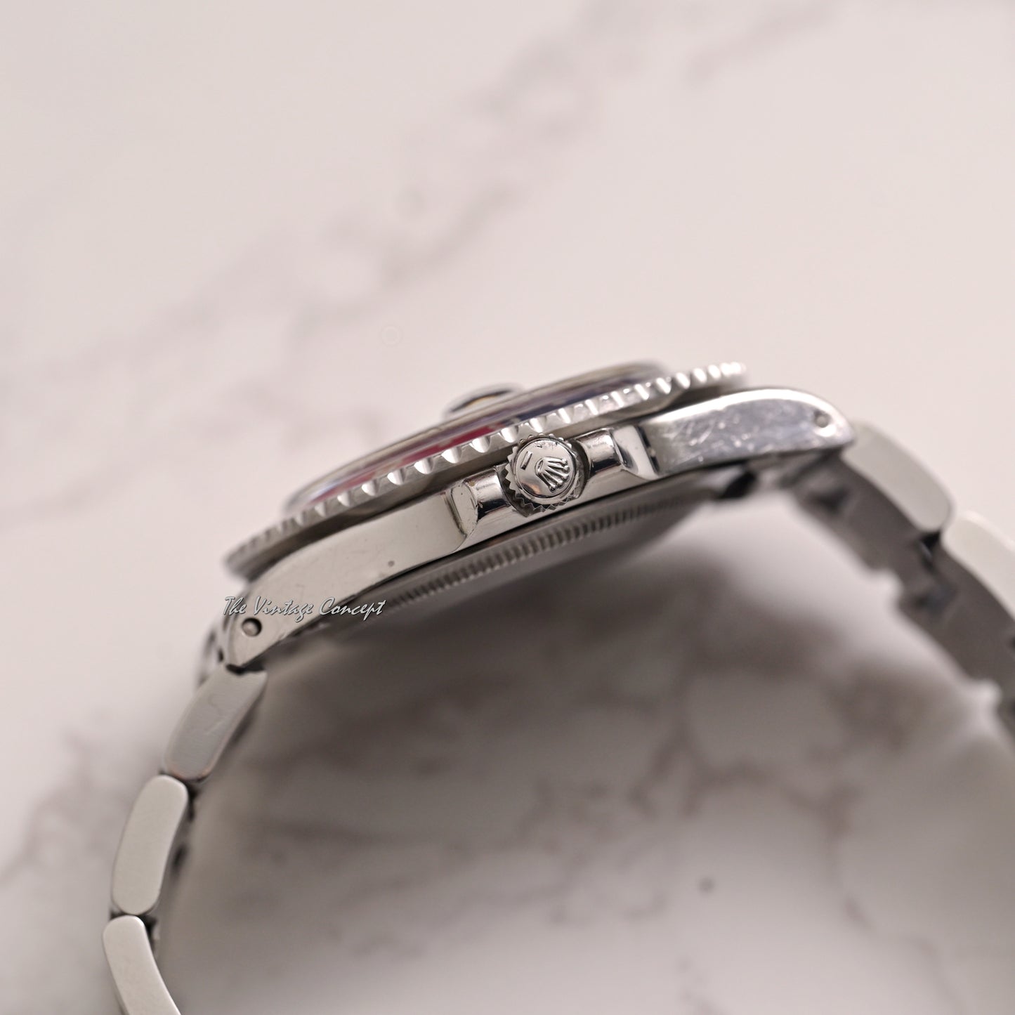 Rolex Steel GMT-Master “Pepsi” Long E Matte Dial w/ service paper Ref. 1675
