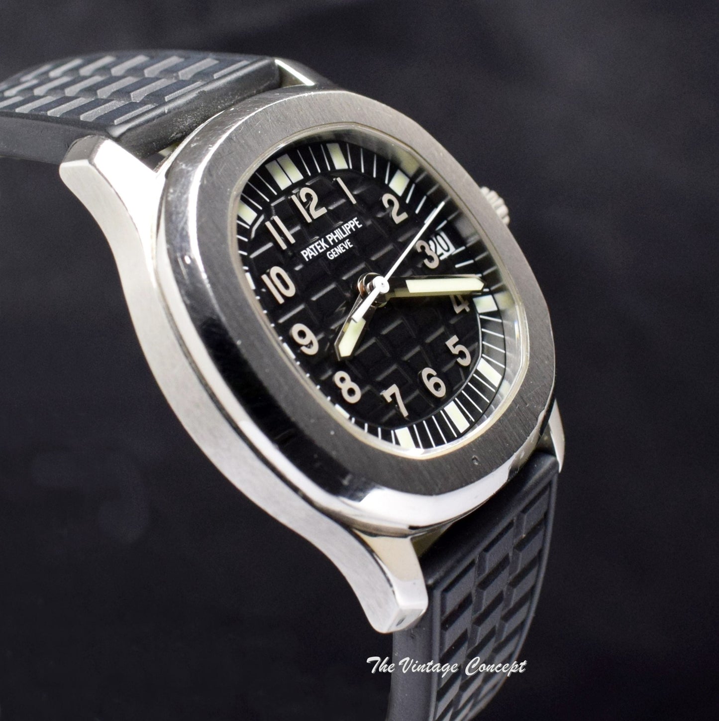 Patek Philippe Aquanaut Black Dial 5066A-001 (Full Set) (SOLD)