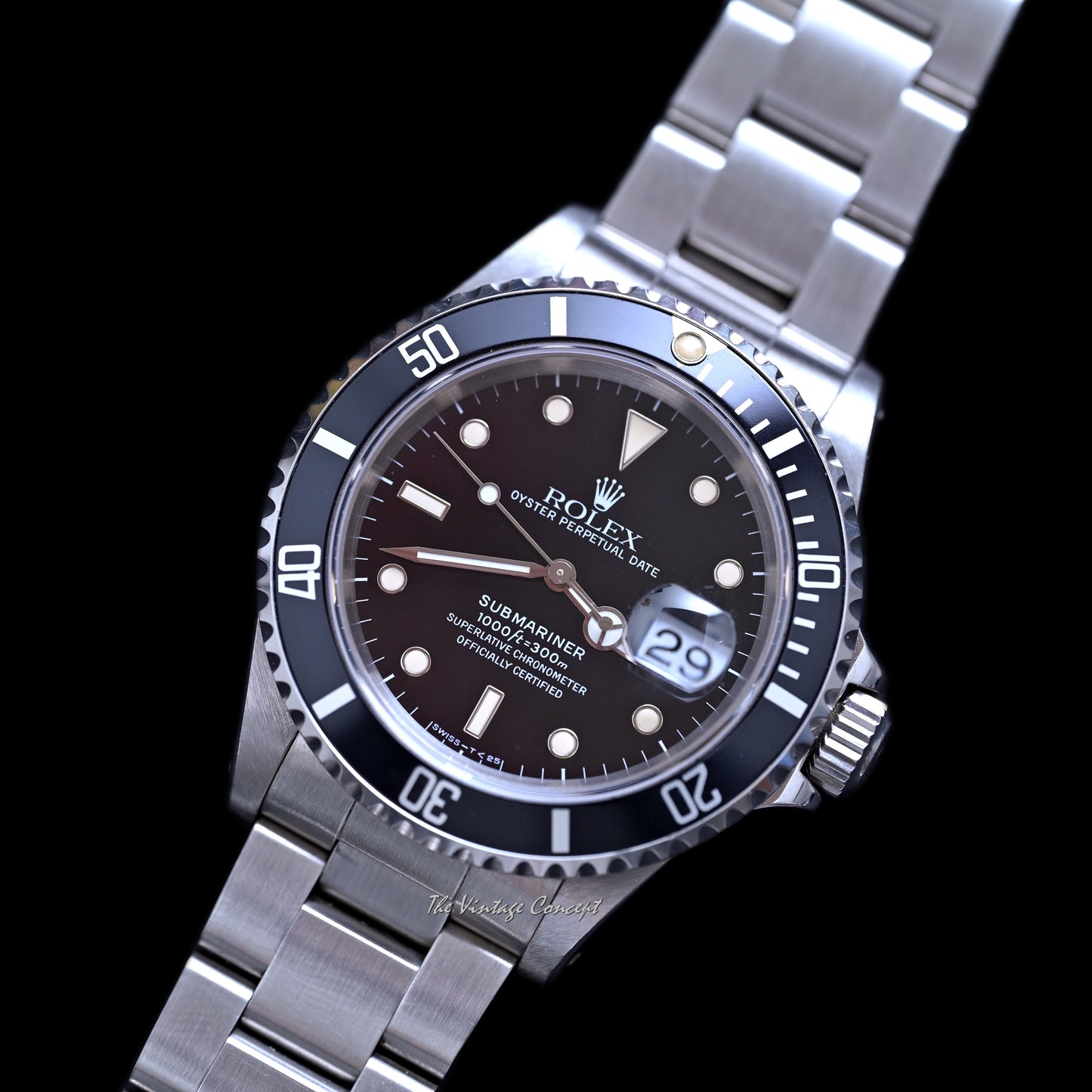 Rolex Steel Submariner Date with paper Ref. 16610
