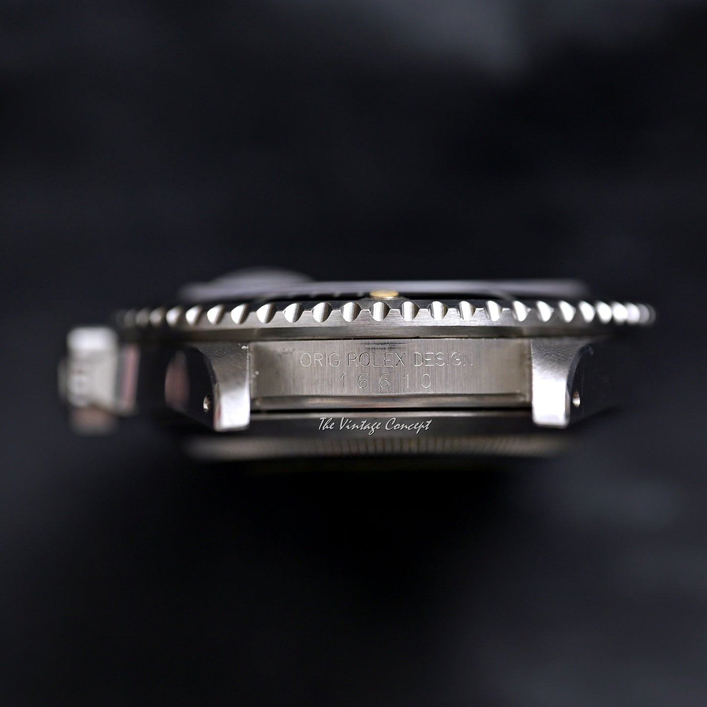 Rolex Steel Submariner Date with paper Ref. 16610