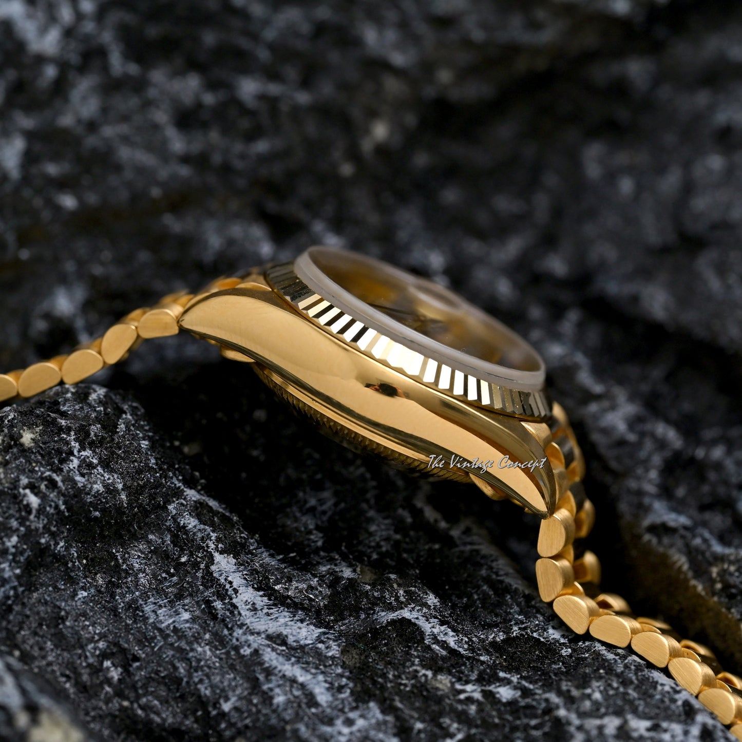 Rolex 18K Yellow Gold Lady Datejust Tiger-eyes stone dial Ref. 69178