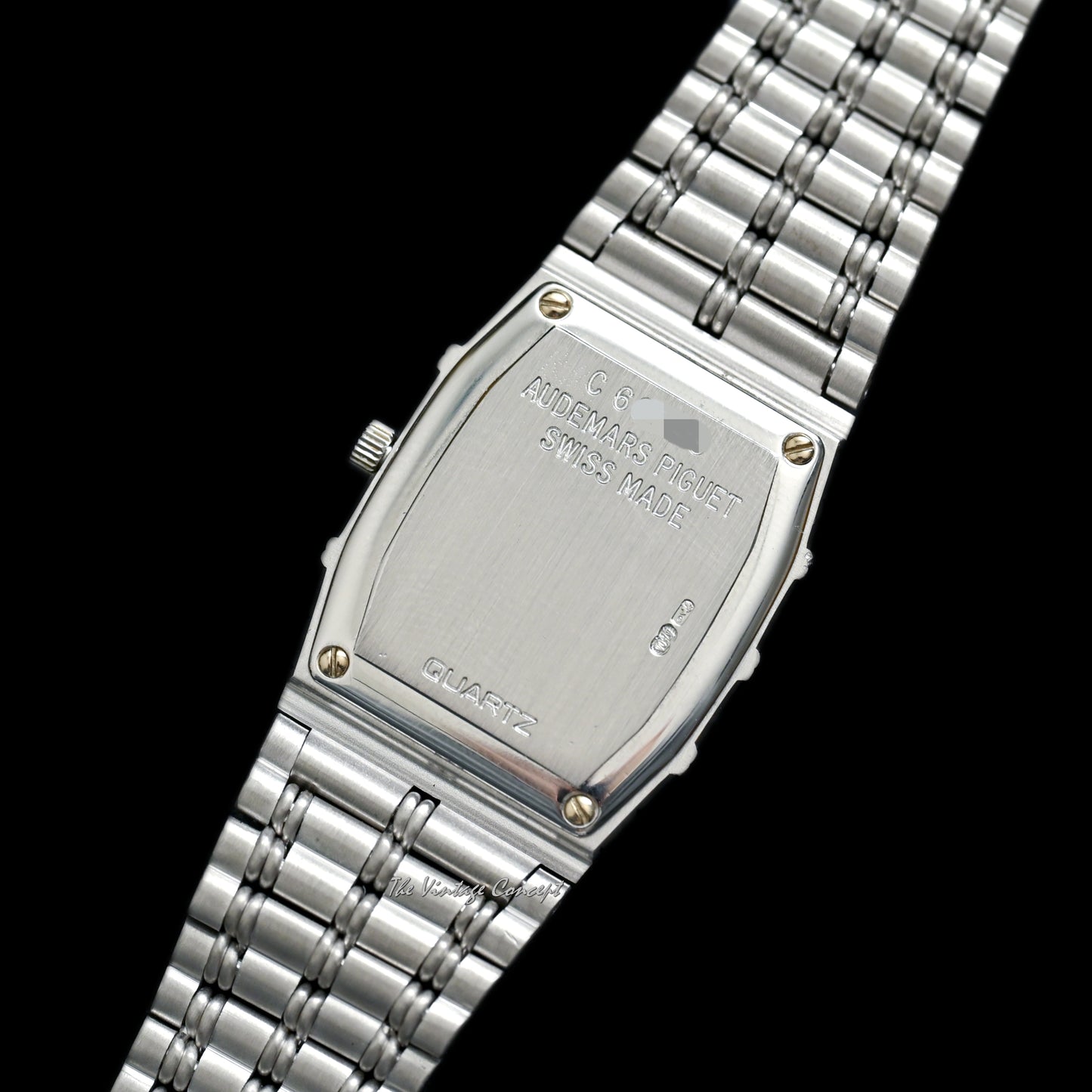 Audemars Piguet 18K White Gold "Bamboo" with Diamond Indexes Quartz Integrated Bracelet