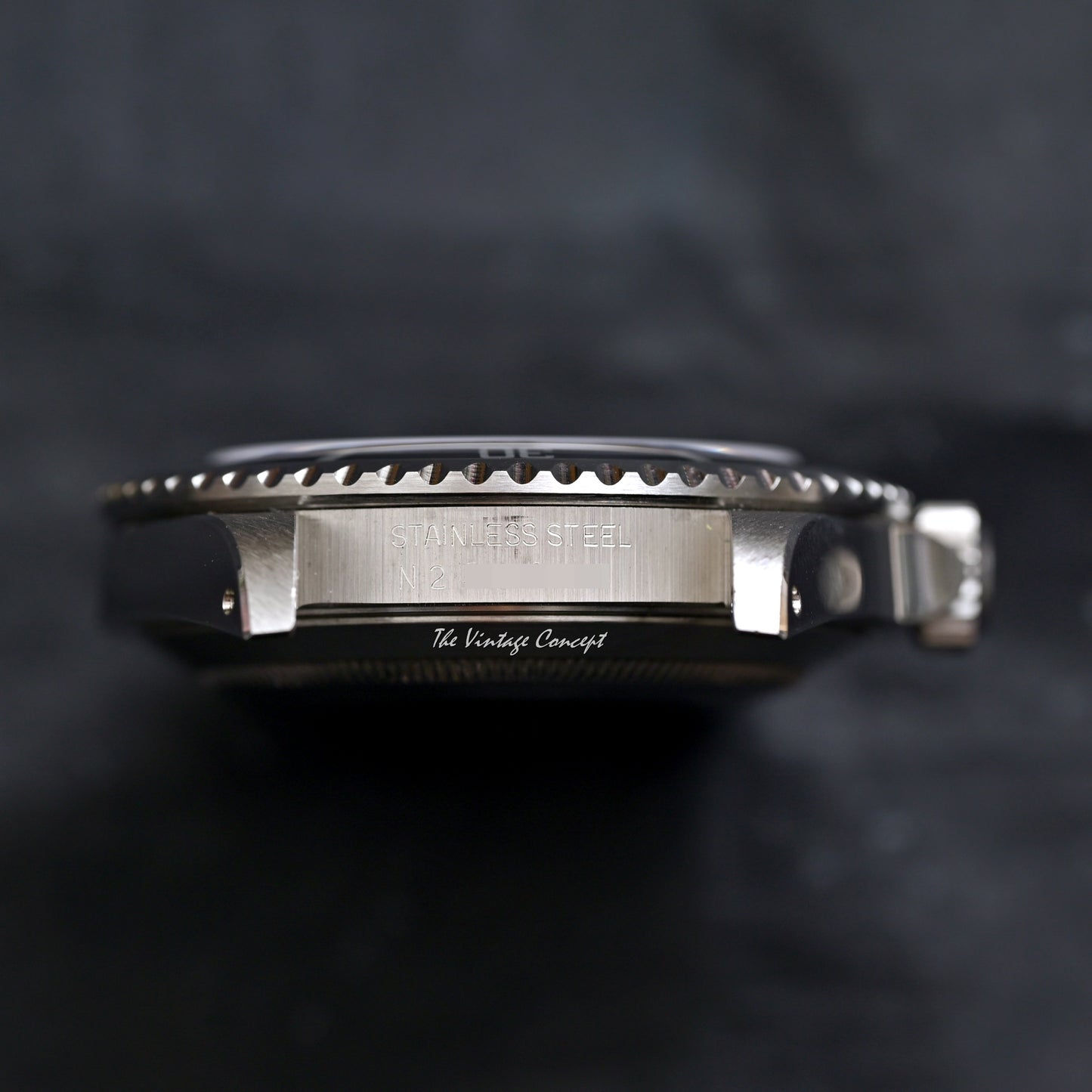 Rolex Steel Submariner No Date w/ Box & paper Ref. 14060