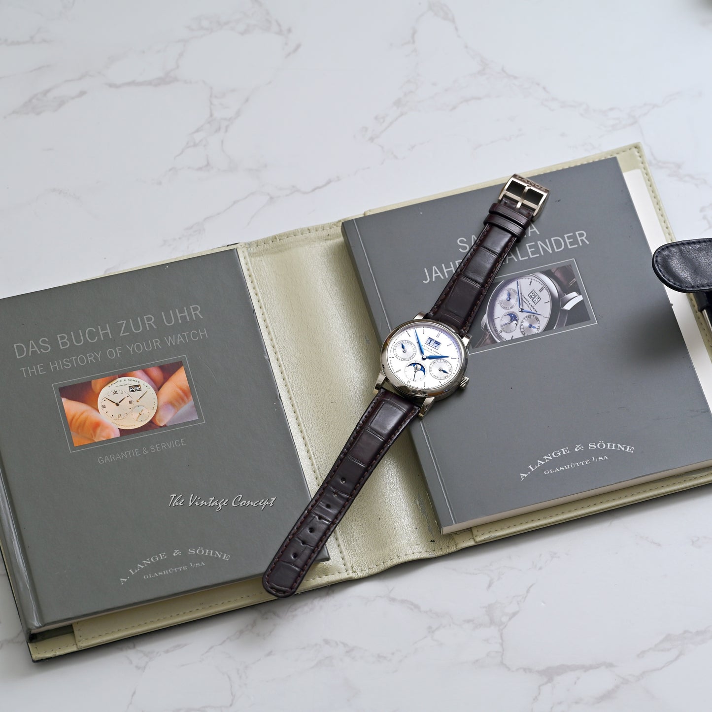 A.Lange&Söhne 18K White Gold Saxonia Annual Calendar w/ Full set Ref. 330.026 E / LS3303AP