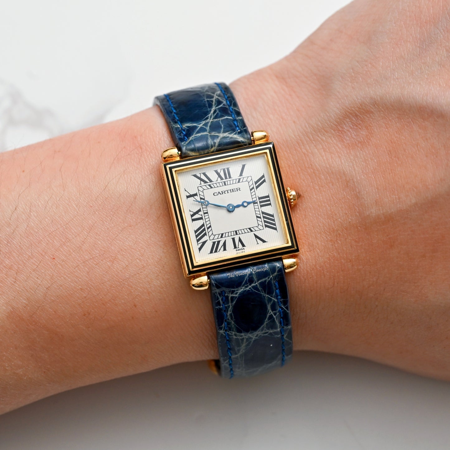 Cartier 18K Yellow Gold 1630 Quartz Tank Obus