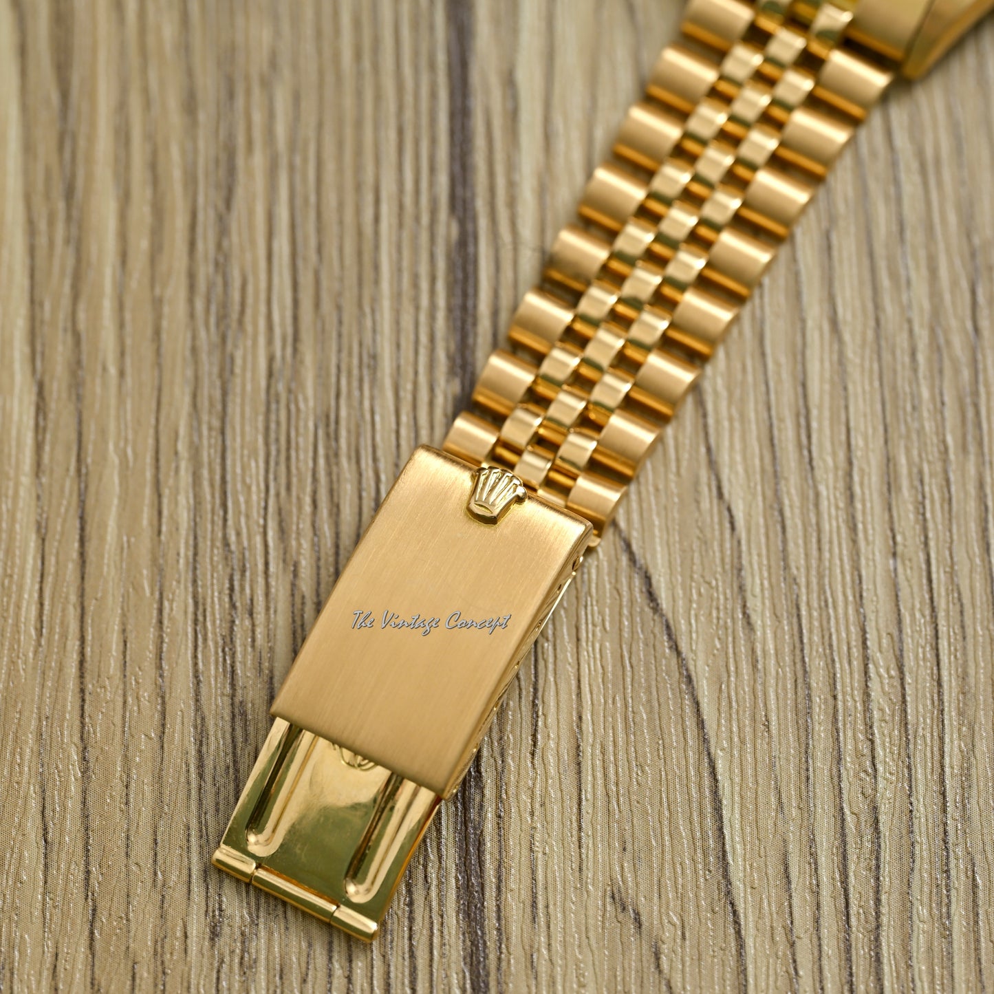 Rolex 18K Yellow Gold Datejust Gold Dial w/Jubilee Bracelet Ref. 1601