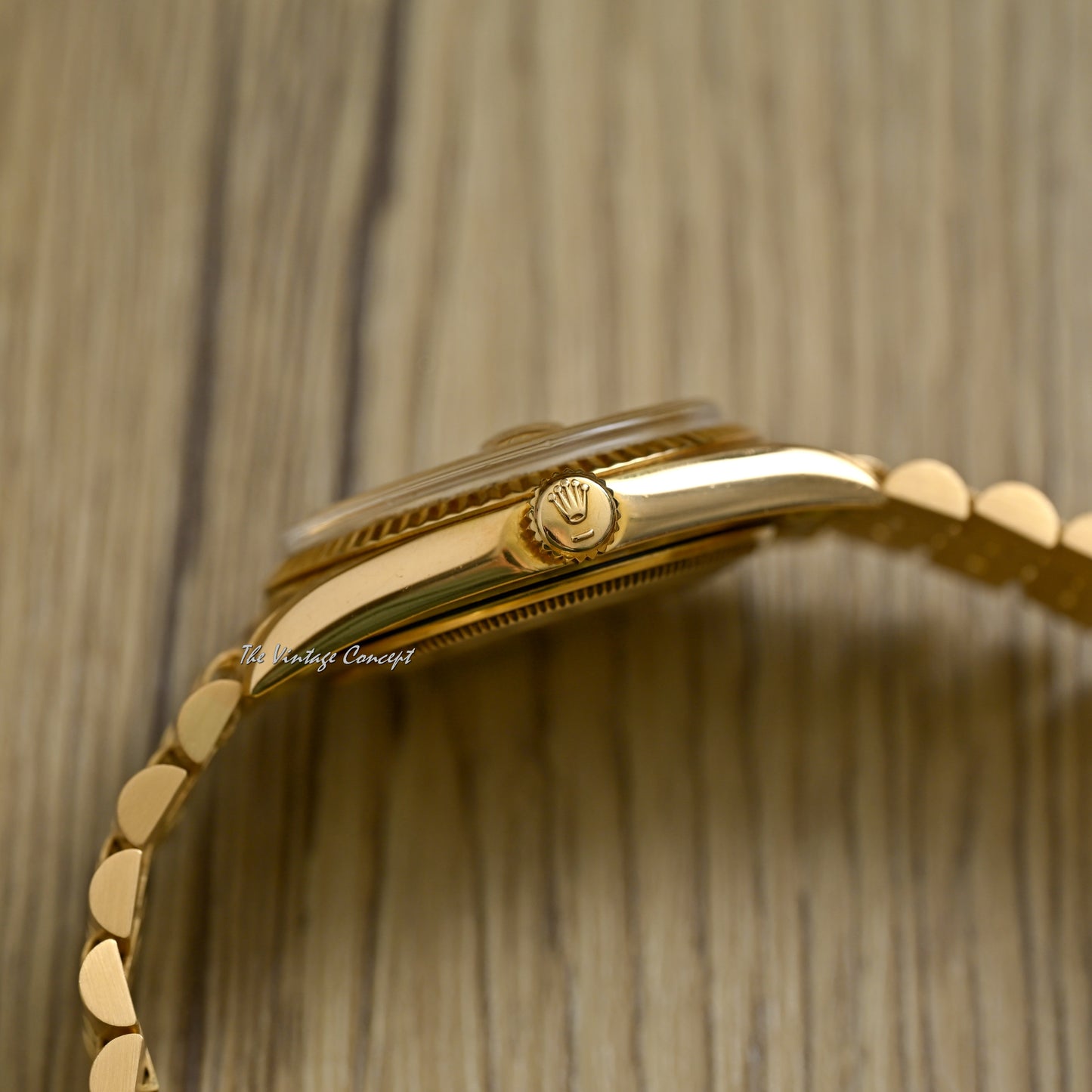 Rolex 18K Yellow Gold Datejust Gold Dial w/Jubilee Bracelet Ref. 1601