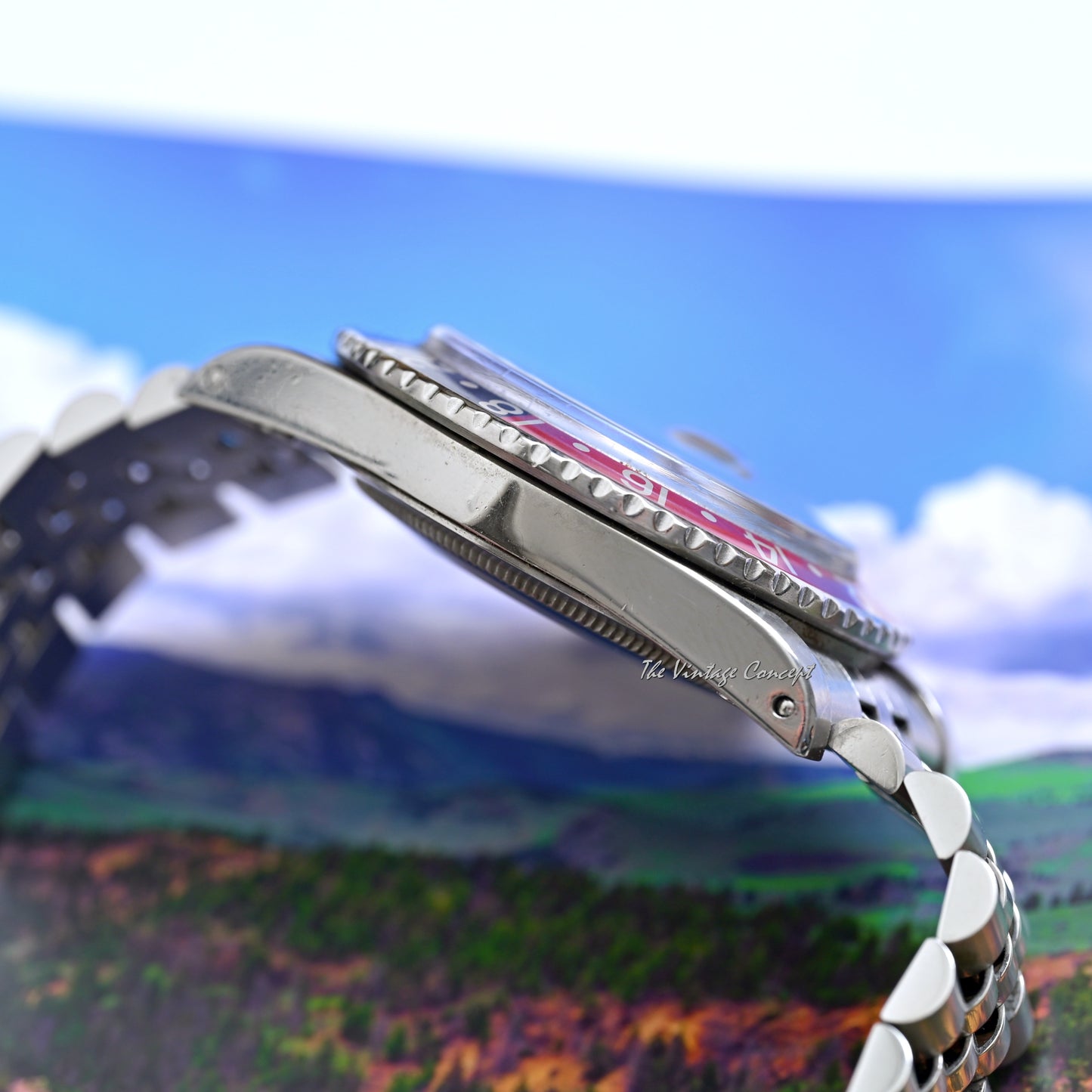 Rolex Steel GMT-Master Pepsi Matte Dial w/ Jubilee Bracelet Ref. 1675