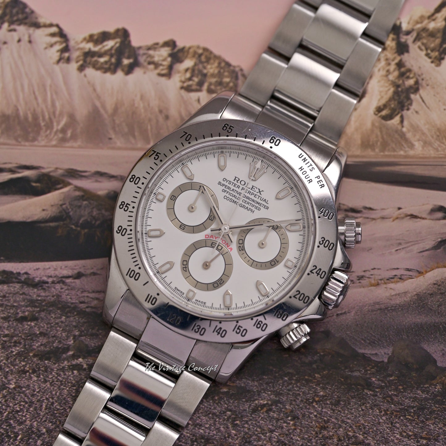 Rolex Steel Cosmograph Daytona White Dial Ref. 116520