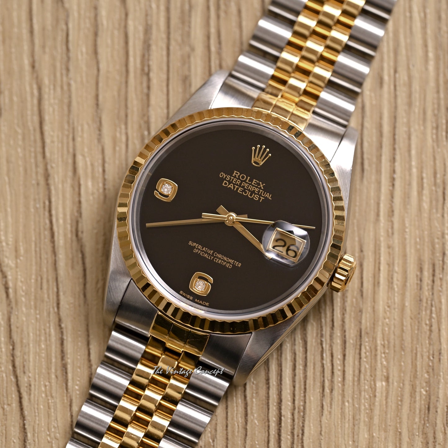 Rolex Two-Tone Datejust Onyx Dial with 6,9 Diamond Indexes w/ Full set Ref. 16233