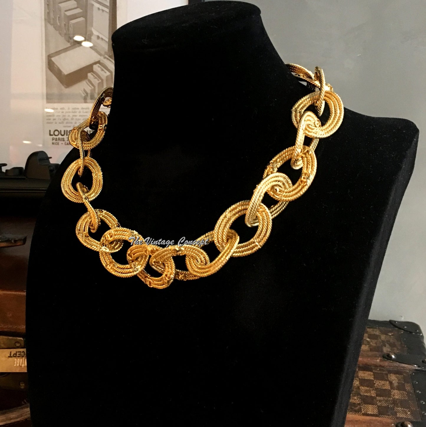 Chanel Gold Tone Chain Ring CC Logo Short Necklace "2 8" 1989/91