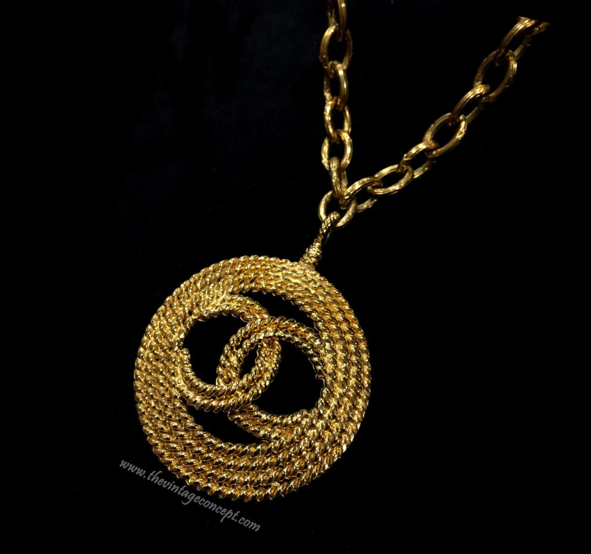 Chanel Big Logo w/ twisted circle Long necklace (SOLD)