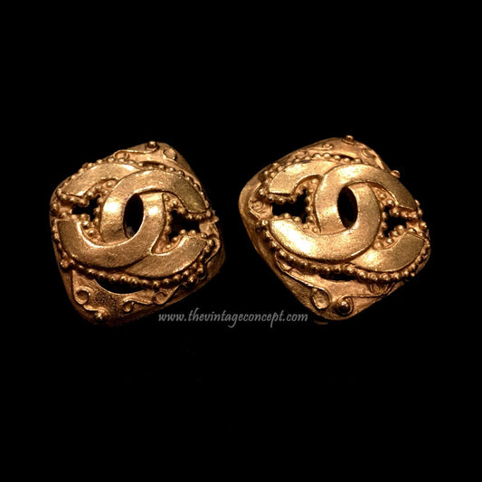 Chanel Diamond-Shaped Logo Clips Earrings (SOLD)