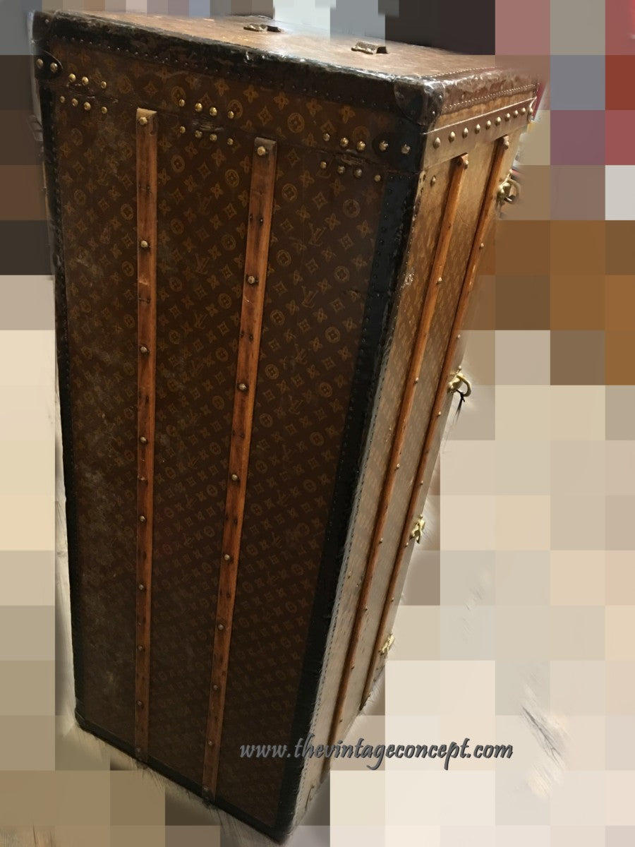 Louis Vuitton Wardrobe