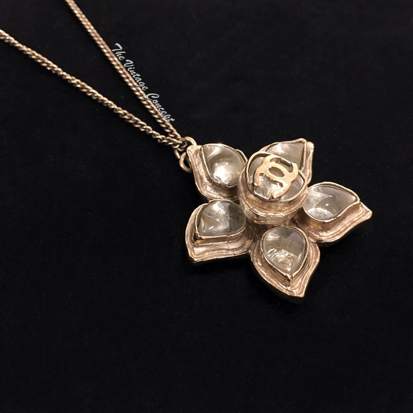 Chanel Flower Shape Clear Stone Pendant Short Necklace B12A (SOLD)