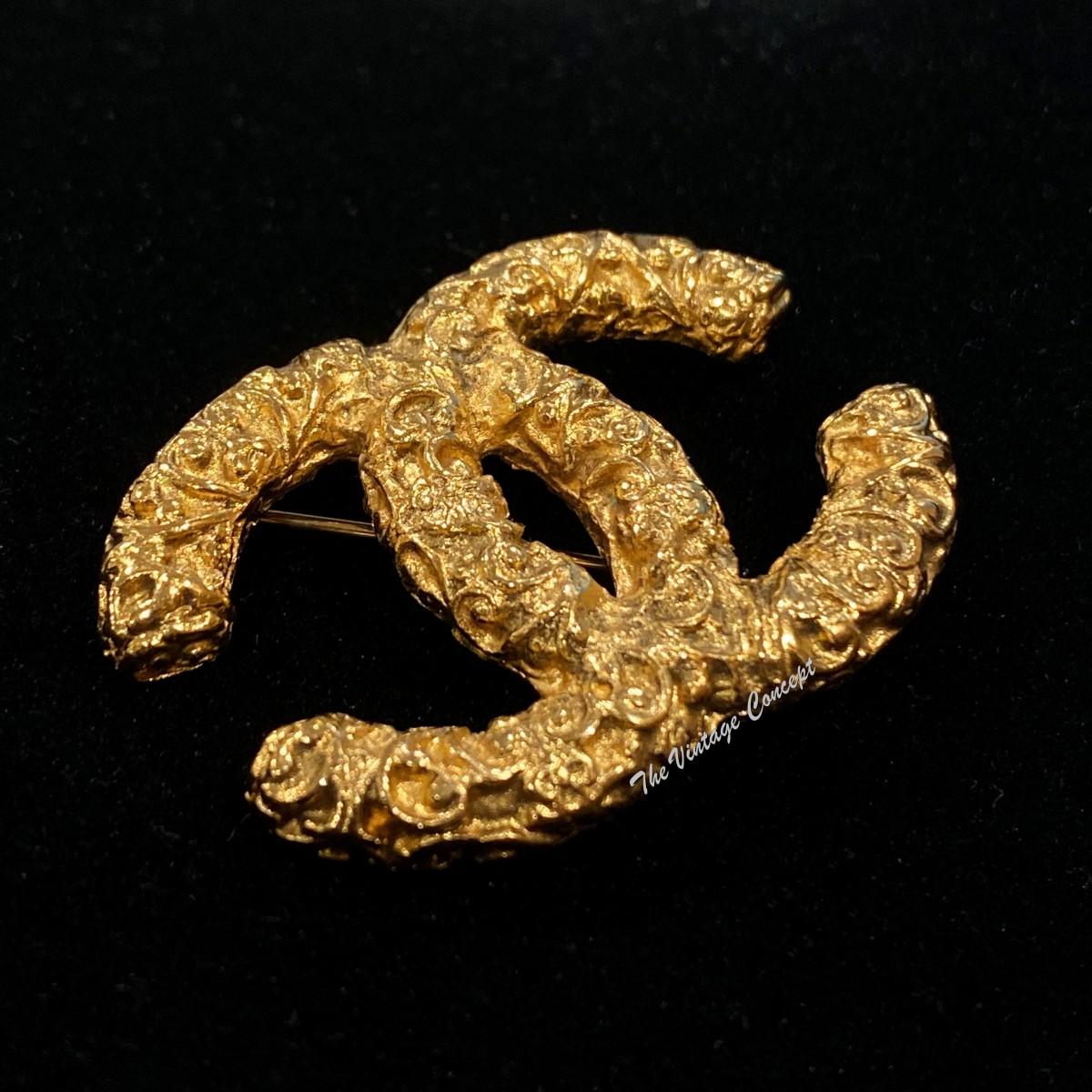 Chanel Gold Tone Lava CC Logo Brooch 95A