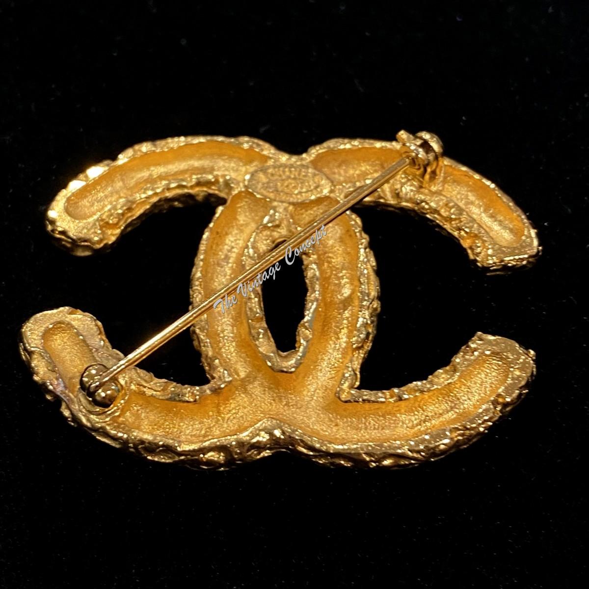 Chanel Gold Tone Lava CC Logo Brooch 95A