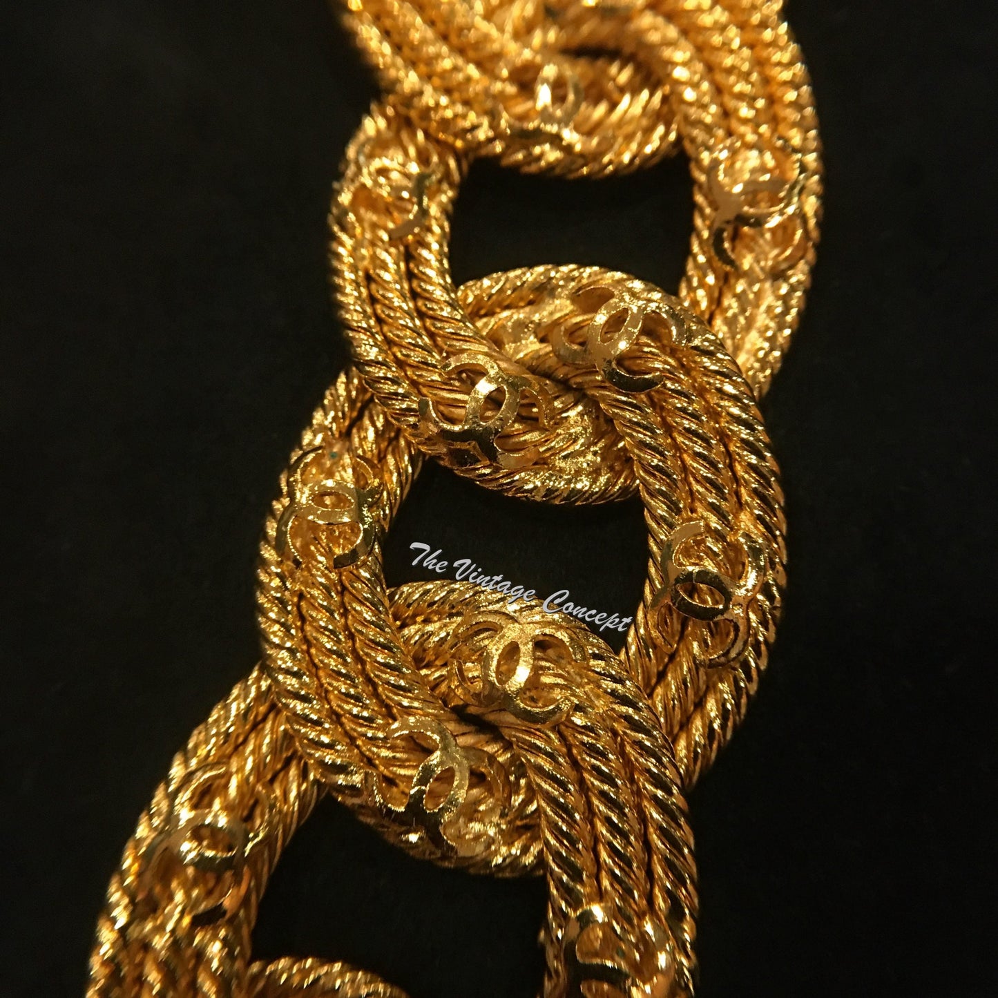 Chanel Gold Tone Chain Ring CC Logo Short Necklace "2 8" 1989/91