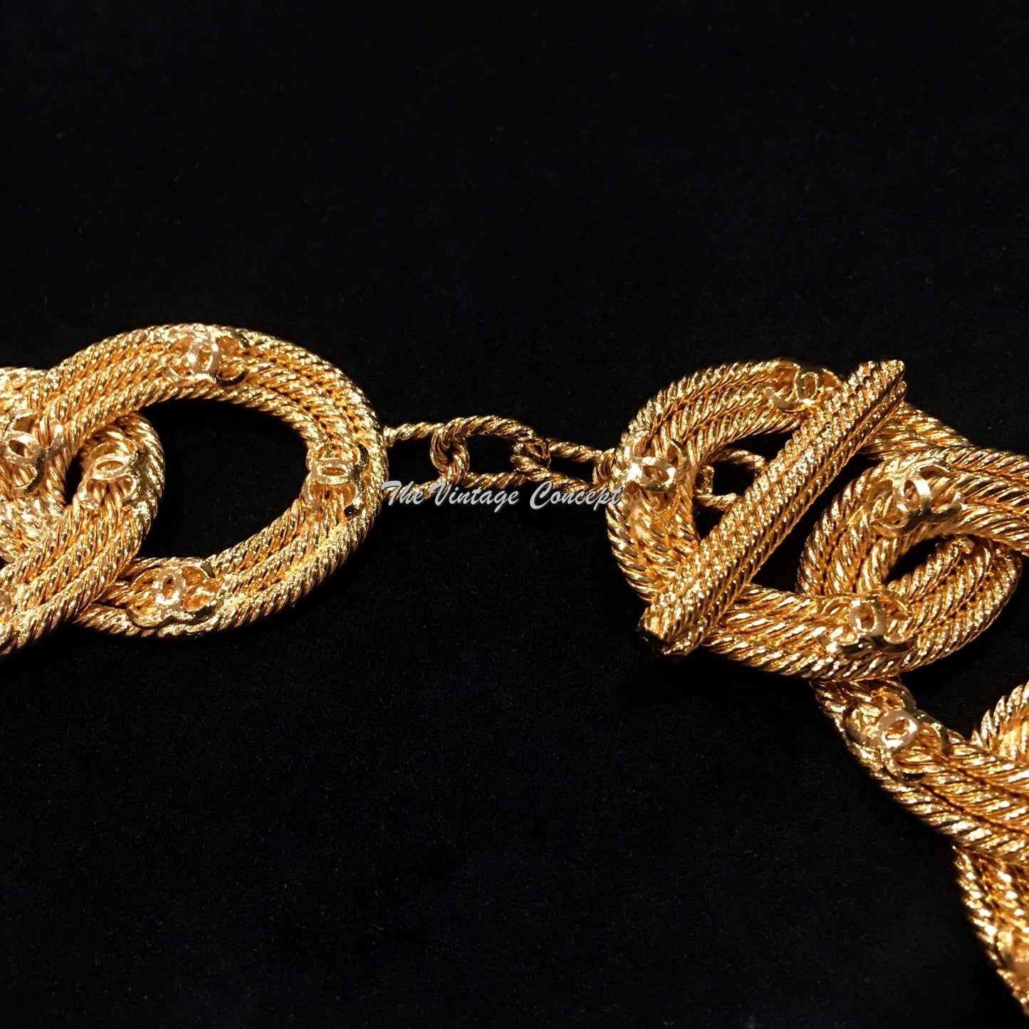 Chanel Gold Tone Chain Ring CC Logo Short Necklace "2 8" 1989/91