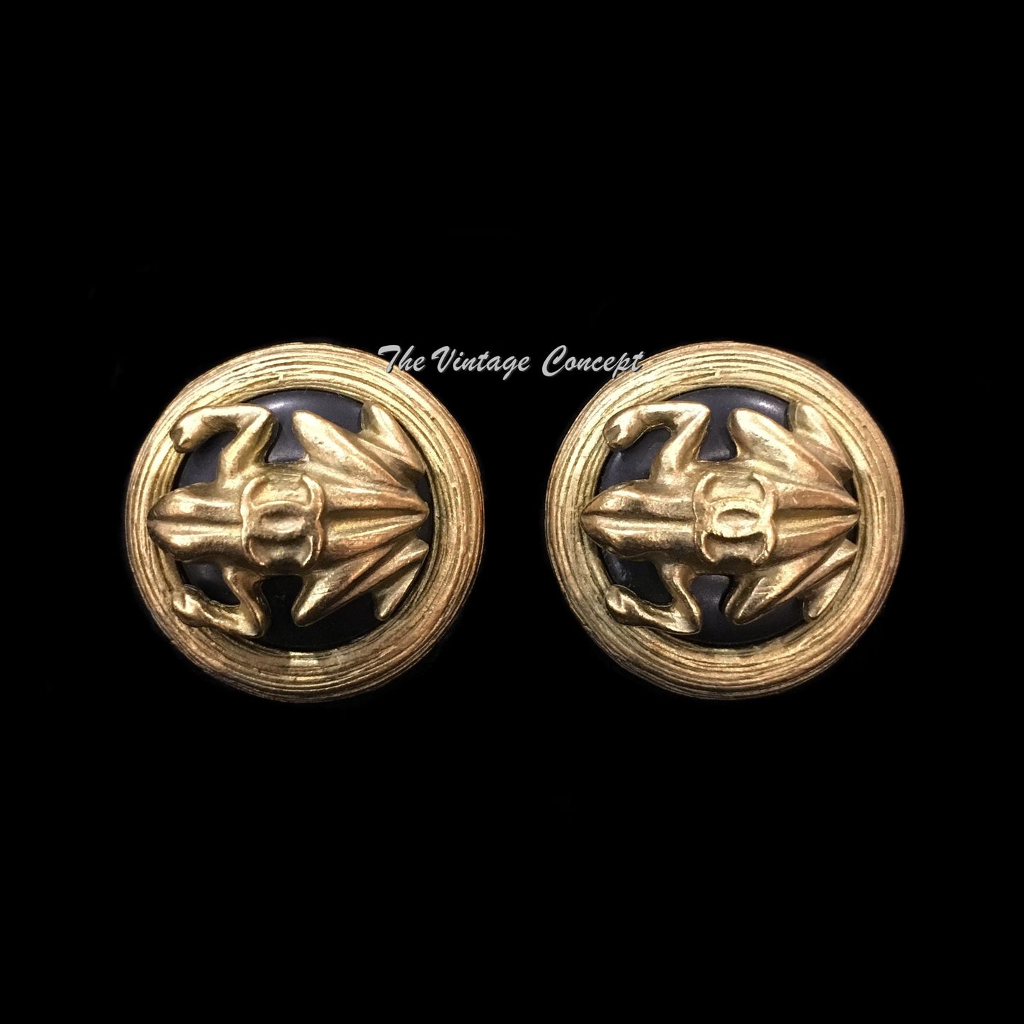 Chanel Frog CC Logo Clip Earring 94A  (SOLD)