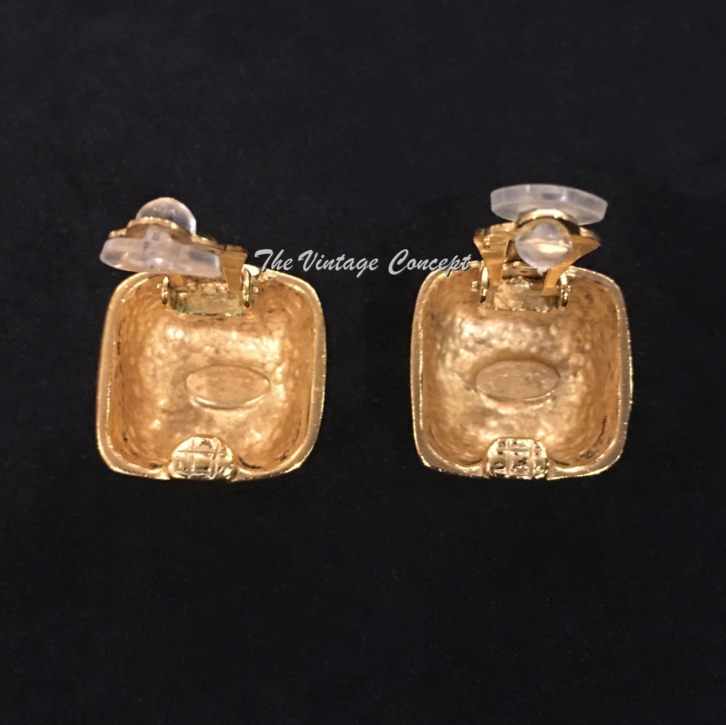 Chanel Gold Tone Square 3-D Shape Clip Earring 98A