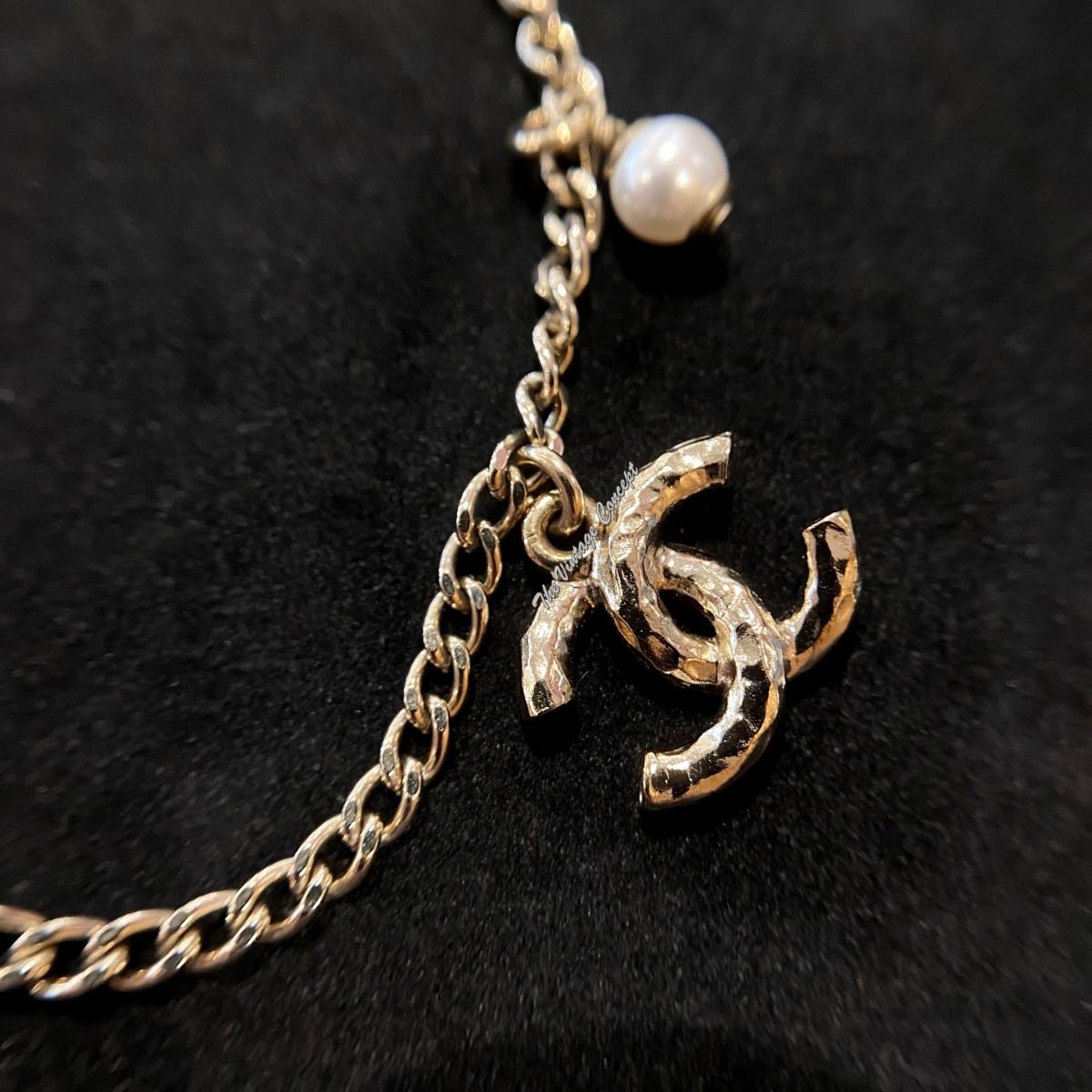 Chanel NEW Gold Tone CC Logo Faux Pearl Bracelet C21K