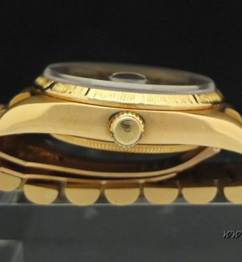 Rolex Day-Date 18K YG Black Dial 18238 (SOLD) - The Vintage Concept