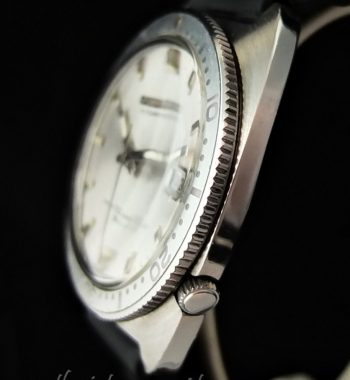 Seiko Stainless Steel 70m Water Proof (SOLD) - The Vintage Concept