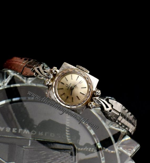 Omega Lady Watch 14K WG (SOLD) - The Vintage Concept