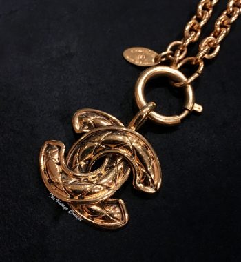 Chanel Gold Tone Matelasse Logo Gold Chain Necklace "3857" 80's (SOLD) - The Vintage Concept