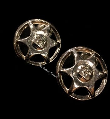 Chanel Silver Tone Rim Shape Clip Earrings 97A - The Vintage Concept