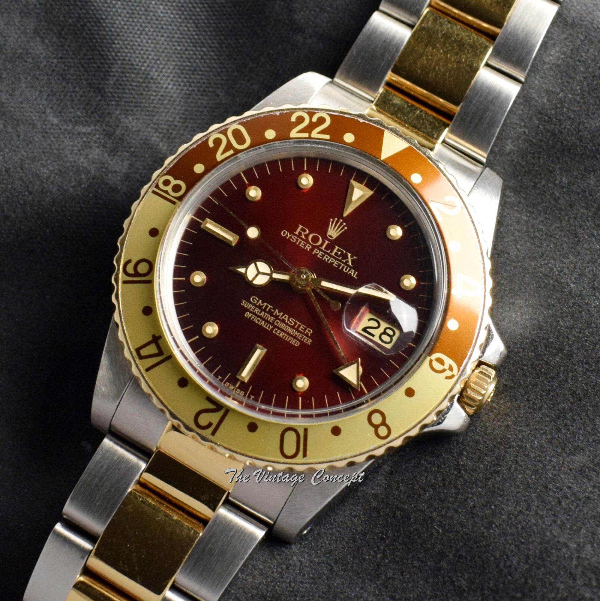 Rolex GMT-Master Two-Tones Brown Nipple Dial 16753 (SOLD) - The Vintage Concept