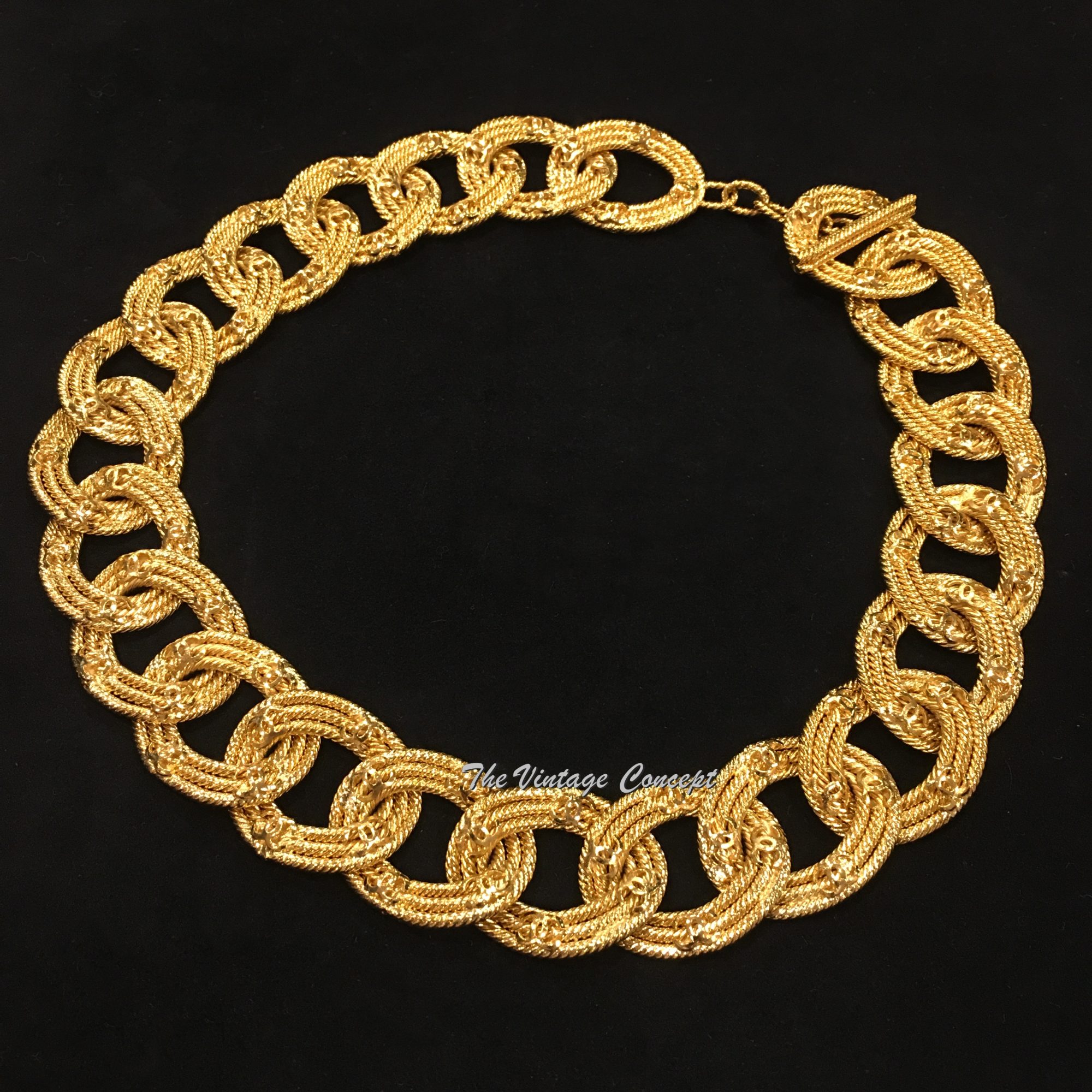 Chanel Gold Tone Chain Ring CC Logo Short Necklace "2 8" 1989/91 - The Vintage Concept