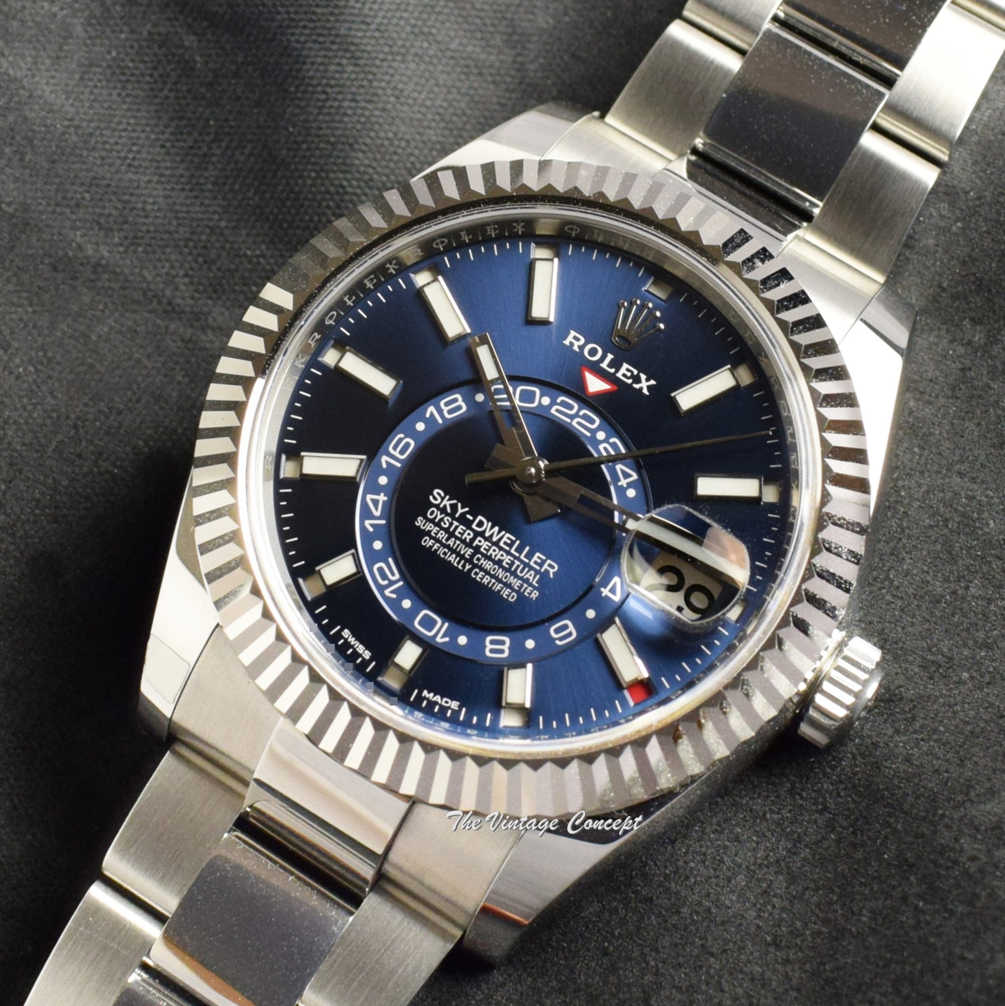 95% NEW Pre-Owned Rolex Sky-Dweller Steel White Gold Blue Dial 326934 (Full Set) (SOLD)