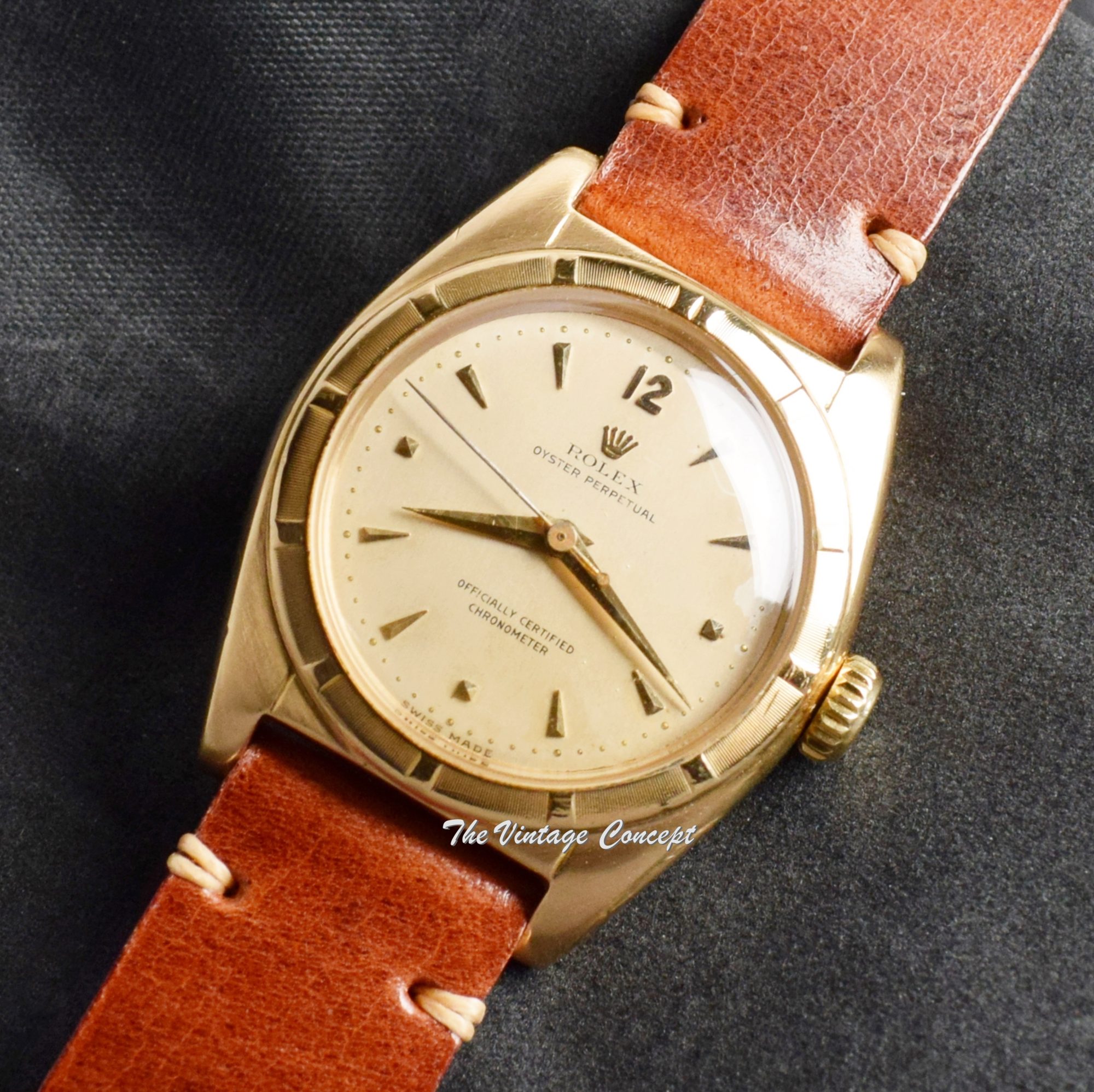 Rolex 18K Yellow Gold Bubbleback 6011 (SOLD) - The Vintage Concept