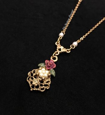 Gold Tone Victorian Rose Faux Pearl Small Pendant Necklace 1928 - The Vintage Concept