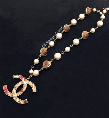 Chanel Faux Pearl Floral Pendant Short Necklace 09P - The Vintage Concept