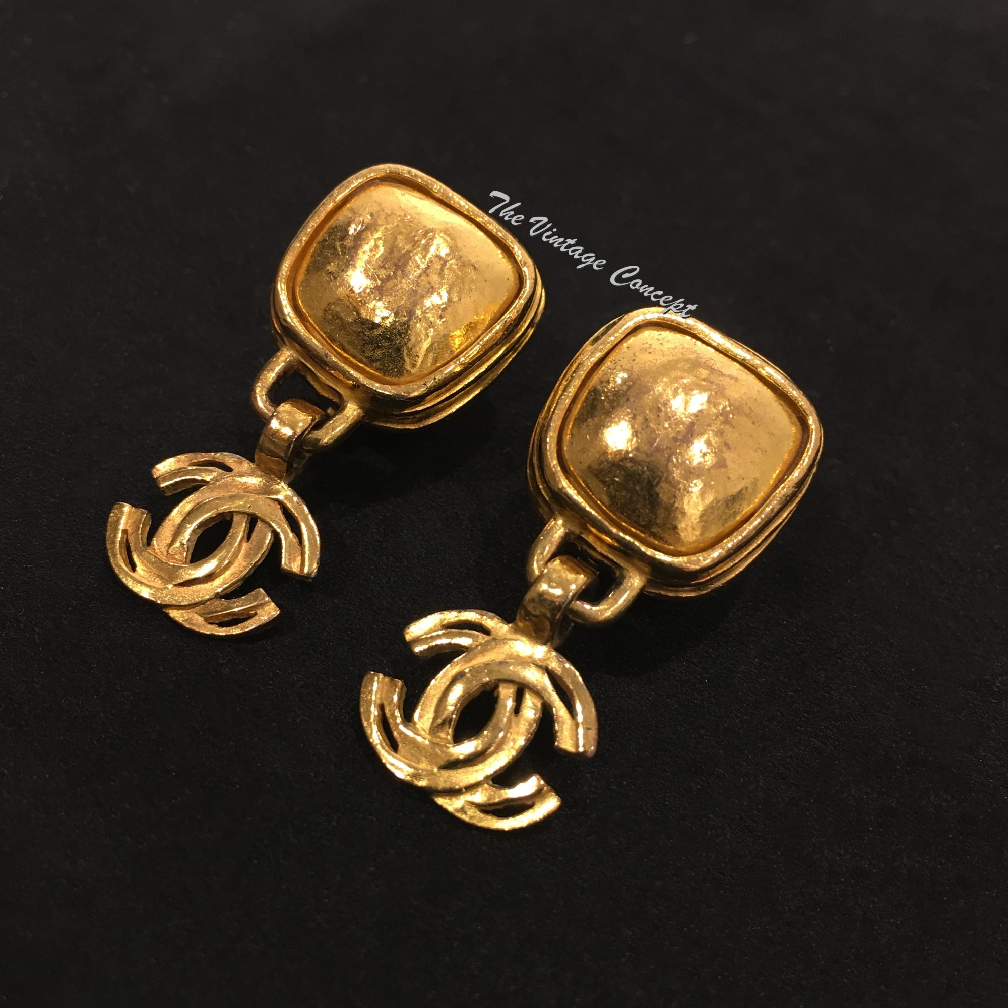 Chanel Gold Tone Gold Shiny Stone w/ Dangle CC Logo Clip Earrings 97A - The Vintage Concept