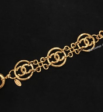 Chanel Gold Tone 3 Round Pendant Bracelet 93P "4320" - The Vintage Concept