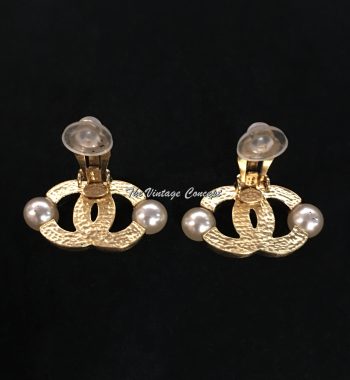 Chanel Gold Tone Logo w/ Side Faux Pearls Clip Earring 02A - The Vintage Concept