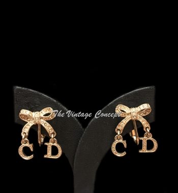 Dior Gold Tone "CD" Ribbon Clip Earring - The Vintage Concept