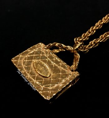 Chanel Gold Tone Chanel Bag Necklace 95P - The Vintage Concept