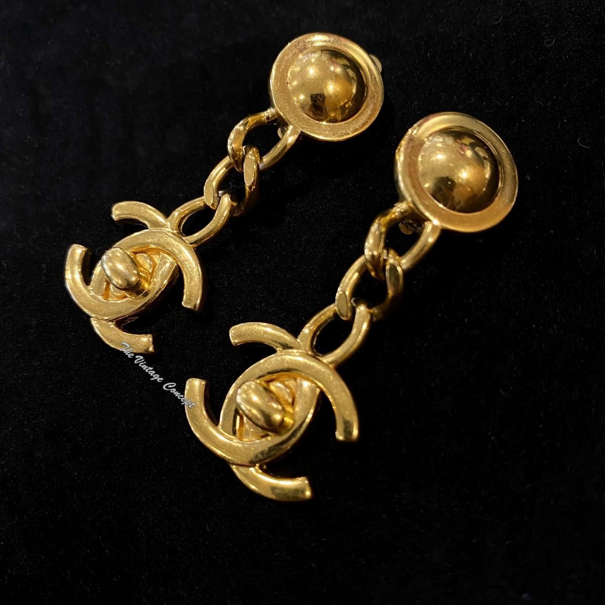 Chanel Gold Tone Chain Dangle Turn Lock CC Logo Clip Earrings 96A