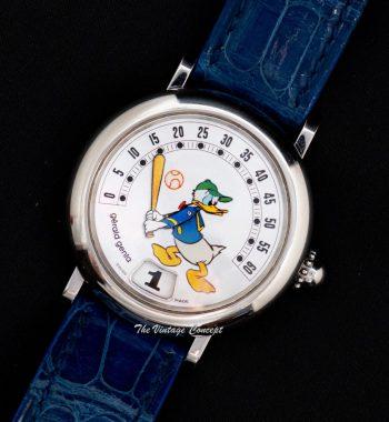 Gerald Genta Disney Fantasy Retro Donald Duck Mother of Pearl Dial Jumping Hour from 2000s