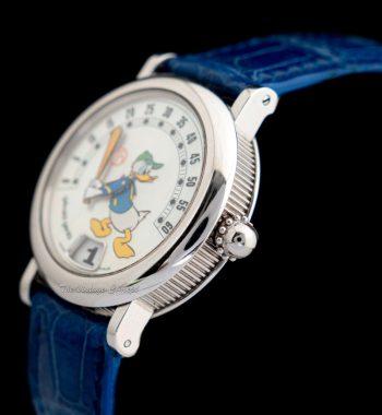 Gerald Genta Disney Fantasy Retro Donald Duck Mother of Pearl Dial Jumping Hour from 2000s (SOLD) - The Vintage Concept